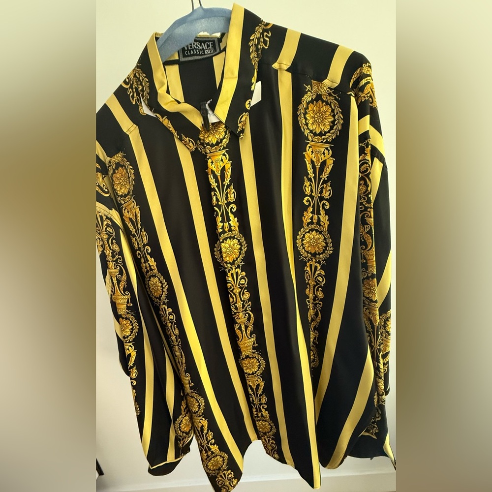 Versace Classic V2 Black and Gold Dress Shirt